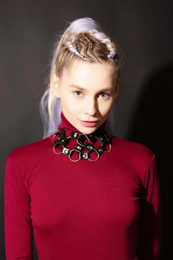 Choker e collana girocollo in similpelle all'ingrosso, Hexagonal Chain Choker with Faux Leather Straps